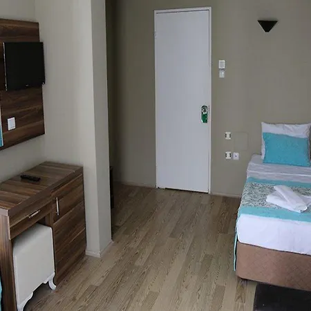 Hotell Bluemare Beach 4*